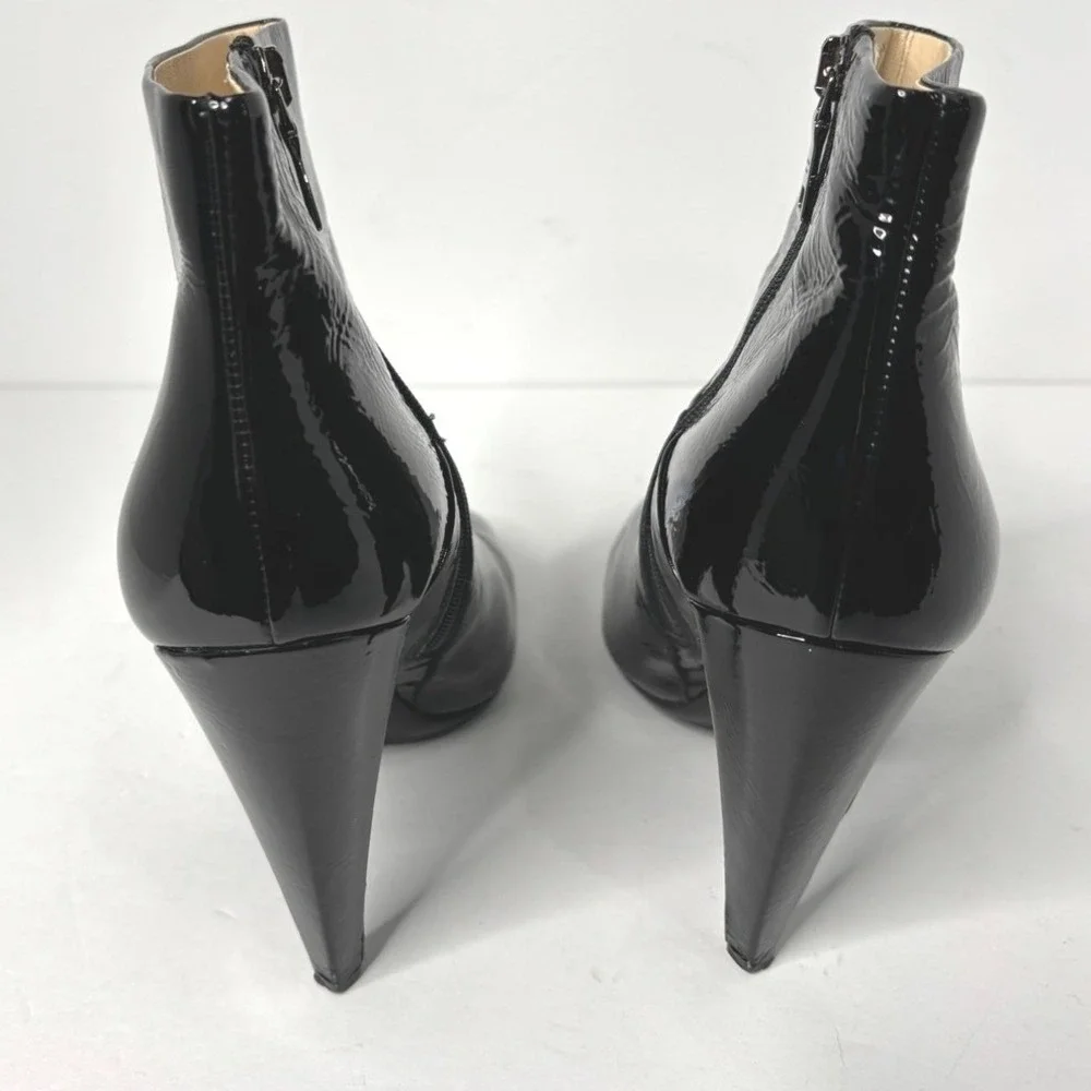 Prada Black Crinkled Patent Leather Square Toe Ankle Boots‎ 39 Heel 1I746L